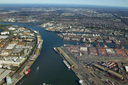 Aerial Image of APPLETON DOCK AND PORT MELBOURNE.