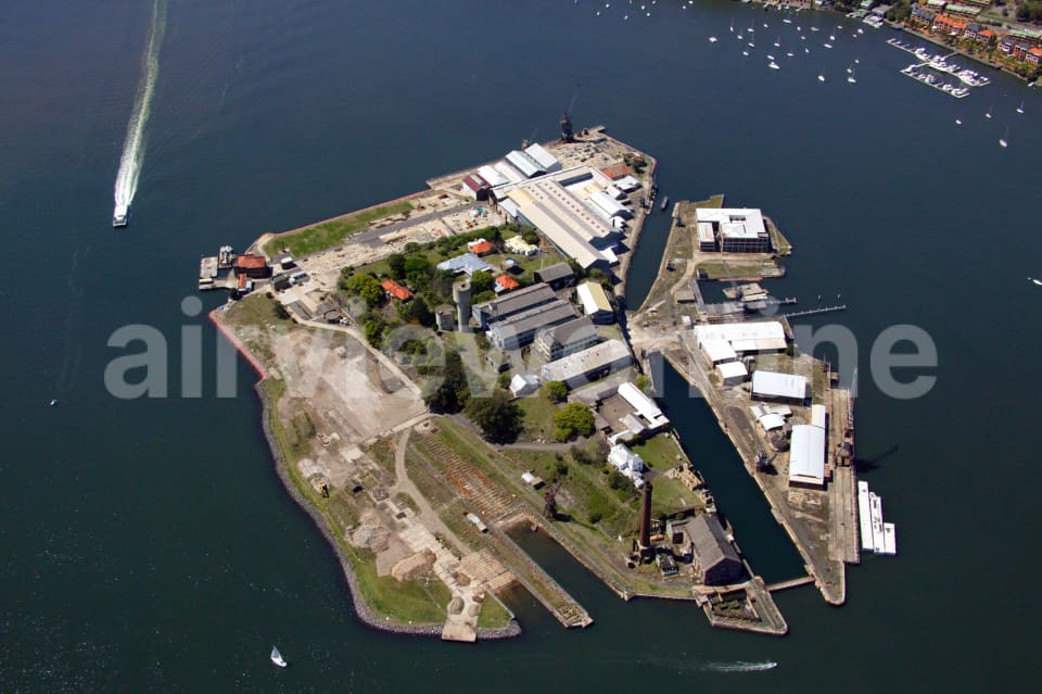Aerial Image of Cockatoo Island 2004