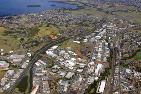 Aerial Image of BERKELEY AND LAKE ILLAWARRA