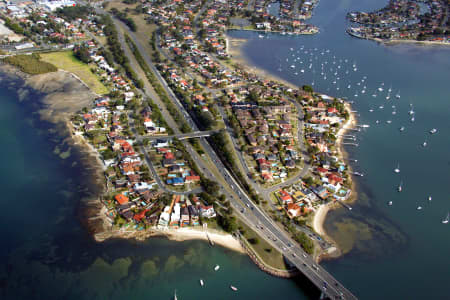 Aerial Image of TAREN POINT TO SYLVANIA WATERS