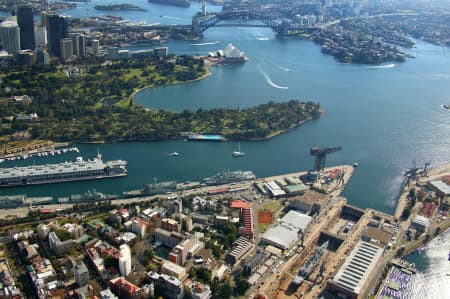 Aerial Image of WOLLOOMOOLOO BAY AND SYDNEY HARBOUR