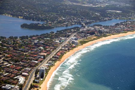 Aerial Image of COLLAROY BEACH TO NARRABEEN LAKES