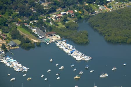 Aerial Image of BROOKLYN WHARFS