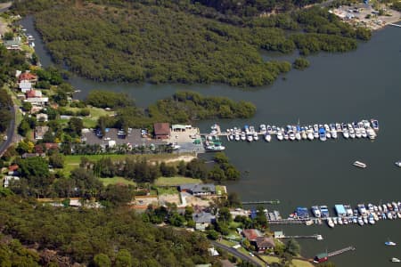 Aerial Image of BROOKLYN WHARFS