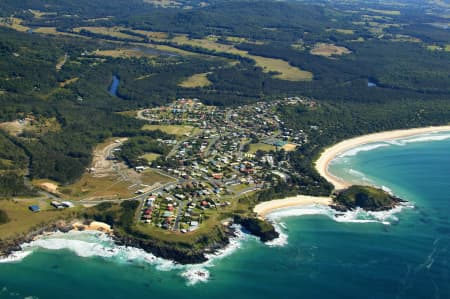 Aerial Image of SCOTTS HEAD AND SURROUNDS
