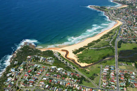 Aerial Image of CURL CURL BEACH