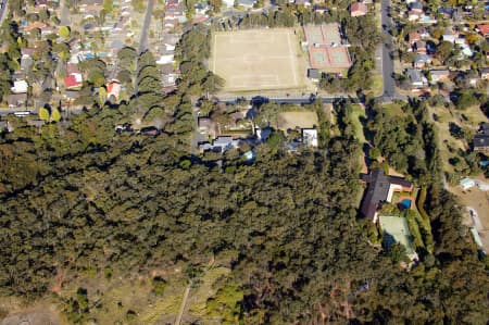 Aerial Image of BELROSE AND JOHN COLET SCHOOL