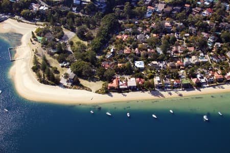 Aerial Image of CLONTARF BEACH