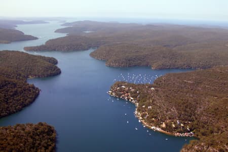 Aerial Image of COTTAGE POINT TO LION ISLAND