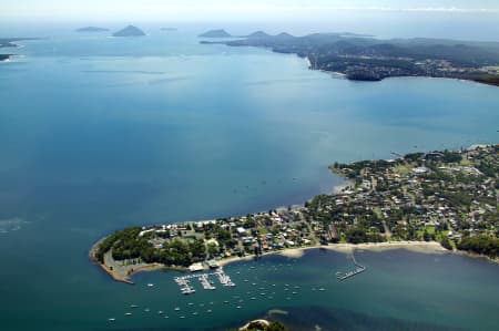 Aerial Image of SOLDIERS POINT TO YACAABA HEAD