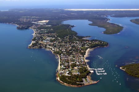 Aerial Image of SOLDIERS POINT TO STOCKTON BEACH