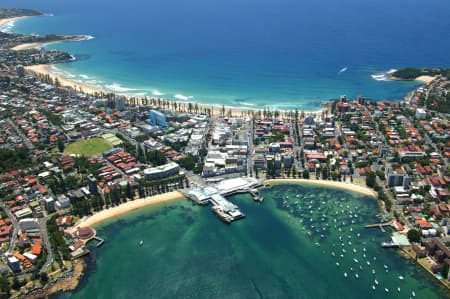 Aerial Image of MANLY TOWN CENTRE