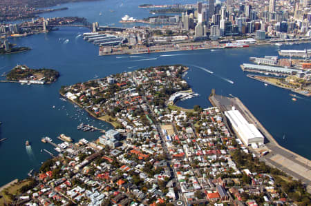 Aerial Image of BALMAIN EAST