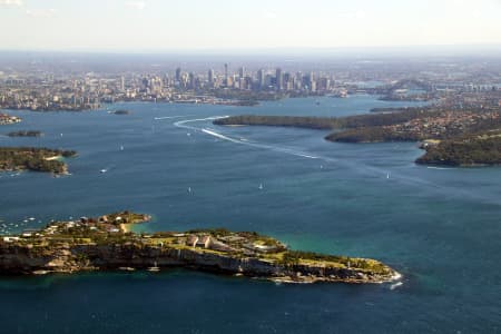 Aerial Image of SOUTH HEAD