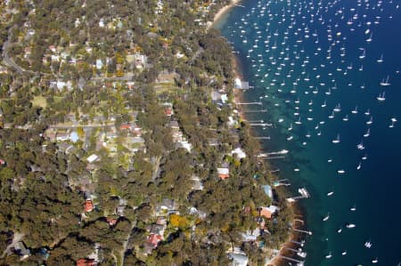 Aerial Image of AVALON AND CLAREVILLE