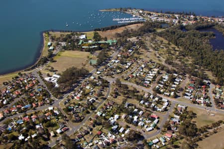 Aerial Image of BOORAGUL AND MARMONG POINT