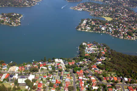 Aerial Image of WEST OVER BLAKEHURST