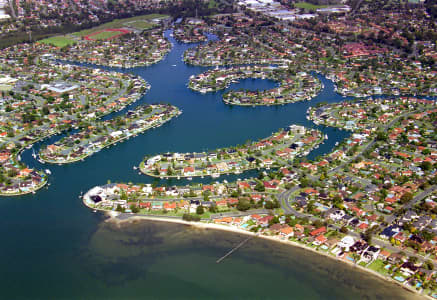 Aerial Image of SYLVANIA WATERS