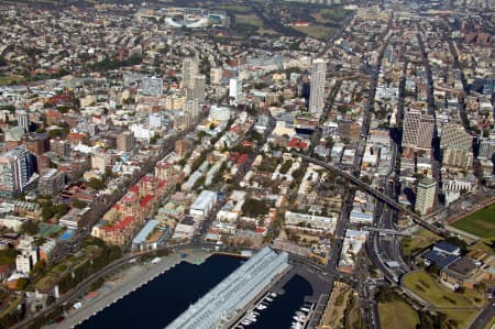 Aerial Image of WOOLLOOMOOLOO AND POTTS POINT.