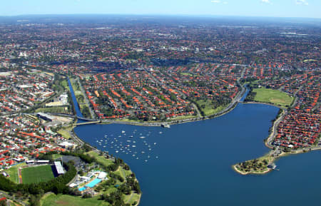Aerial Image of LEICHARDT, HABERFIELD AND RODD POINT.