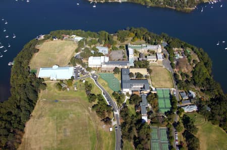 Aerial Image of ST IGNATIUS COLLEGE RIVERVIEW