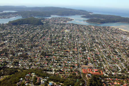 Aerial Image of EAST OVER UMINA
