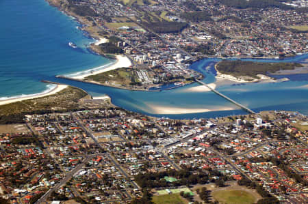 Aerial Image of TUNCURRY AND FORSTER