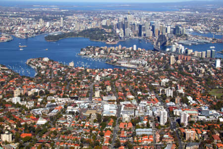 Aerial Image of CREMORNE TO THE CITY