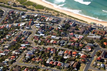 Aerial Image of CURL CURL