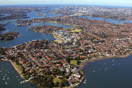 Aerial Image of ABBOTSFORD TO THE CITY