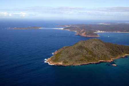 Aerial Image of PORT STEPHENS, YACAABA HEAD.