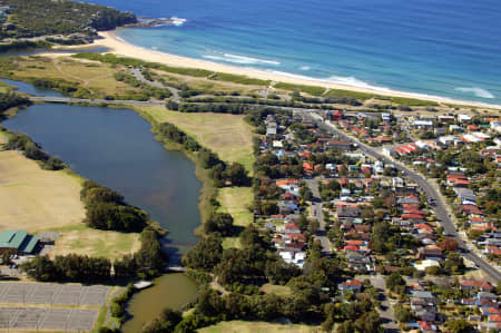Aerial Image of CURL CURL LAGOON