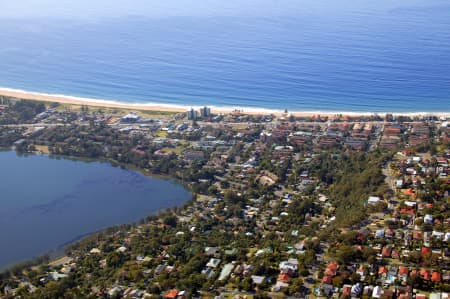 Aerial Image of SOUTH NARRABEEN