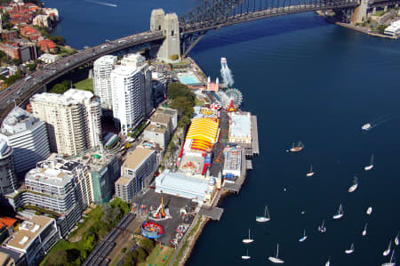 Aerial Image of MILSONS POINT AND LUNA PARK