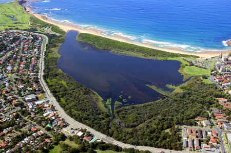 Aerial Image of DEE WHY LAGOON