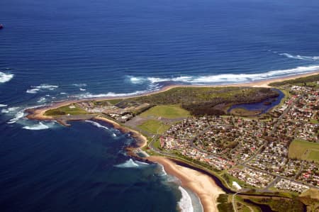 Aerial Image of BELLAMBI HARBOUR