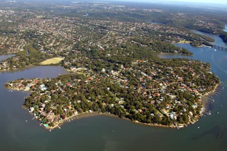 Aerial Image of OYSTER BAY