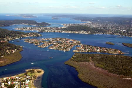 Aerial Image of DAVISTOWN TO BROKEN BAY