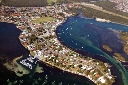 Aerial Image of MARKS POINT AND SWAN BAY