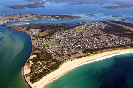 Aerial Image of BLACKSMITH BEACH TO LAKE MACQUARIE