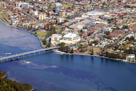 Aerial Image of THE ENTRANCE