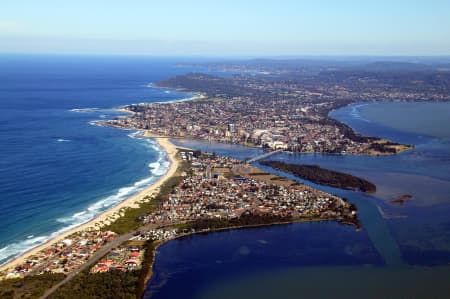 Aerial Image of THE ENTRANCE NORTH