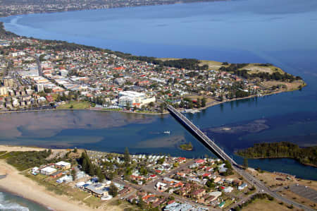 Aerial Image of THE ENTRANCE