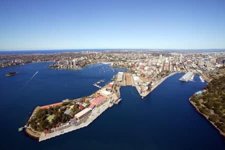 Aerial Image of GARDEN ISLAND