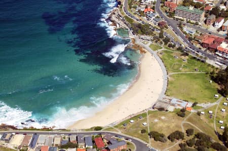 Aerial Image of BRONTE BEACH AND PARK