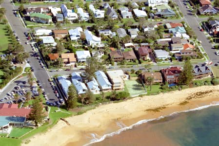 Aerial Image of COLLAROY FROM THE SOUTH EAST