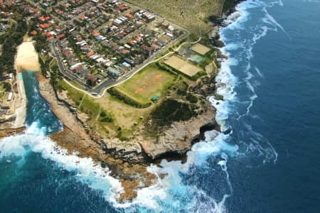 Aerial Image of CLOVELLY.