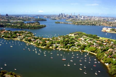 Aerial Image of WOOLWICH.