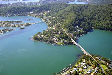 Aerial Image of DALEYS POINT.