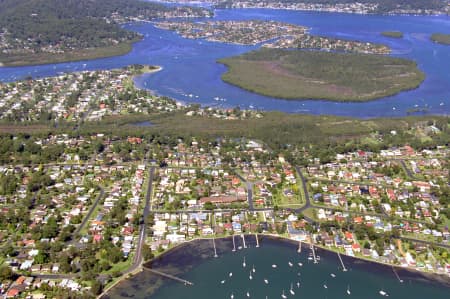 Aerial Image of SARATOGA